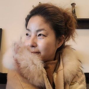 Meet your Posher, Sunny